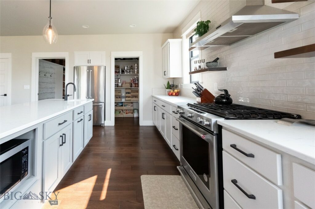 4113 Renova Lane, Bozeman MT 59718