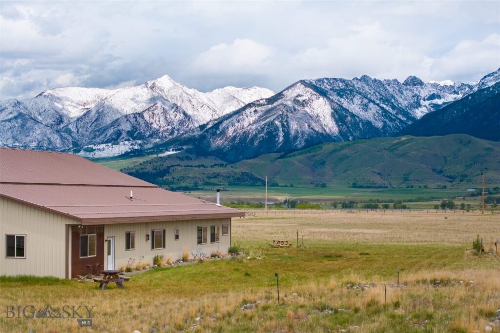 4125 US Highway 89 S, Livingston MT 59047