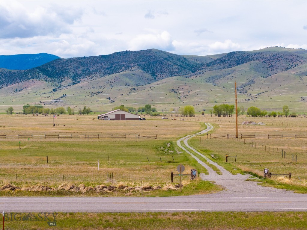 4125 US Highway 89 S, Livingston MT 59047