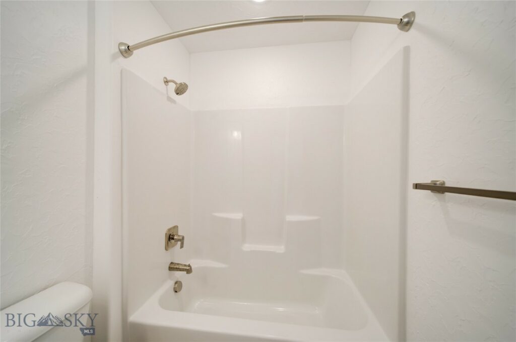 413 Garnier Avenue, Livingston MT 59047