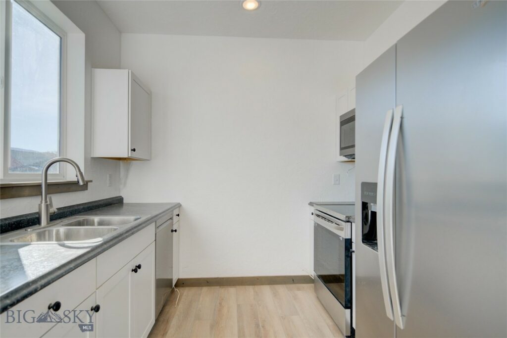 413 Garnier Avenue, Livingston MT 59047