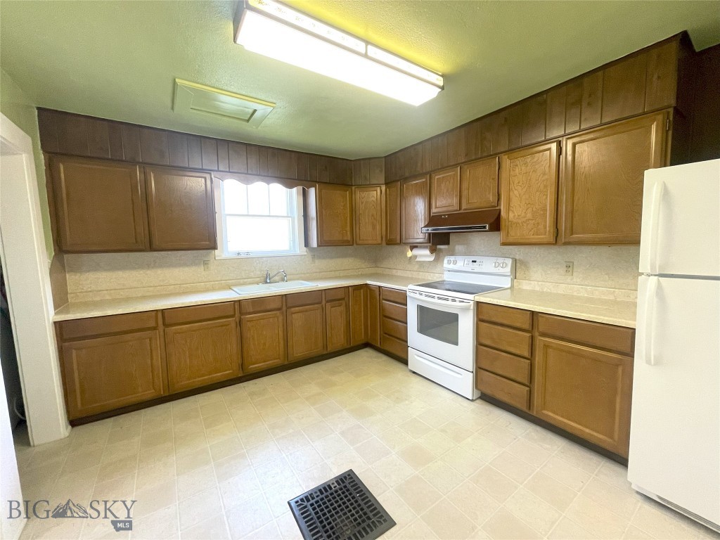 415 E Geyser, Livingston MT 59047