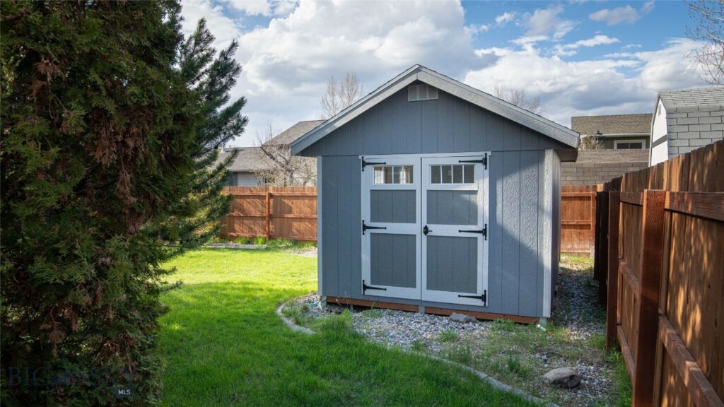 417 Henry Drive, Belgrade MT 59714