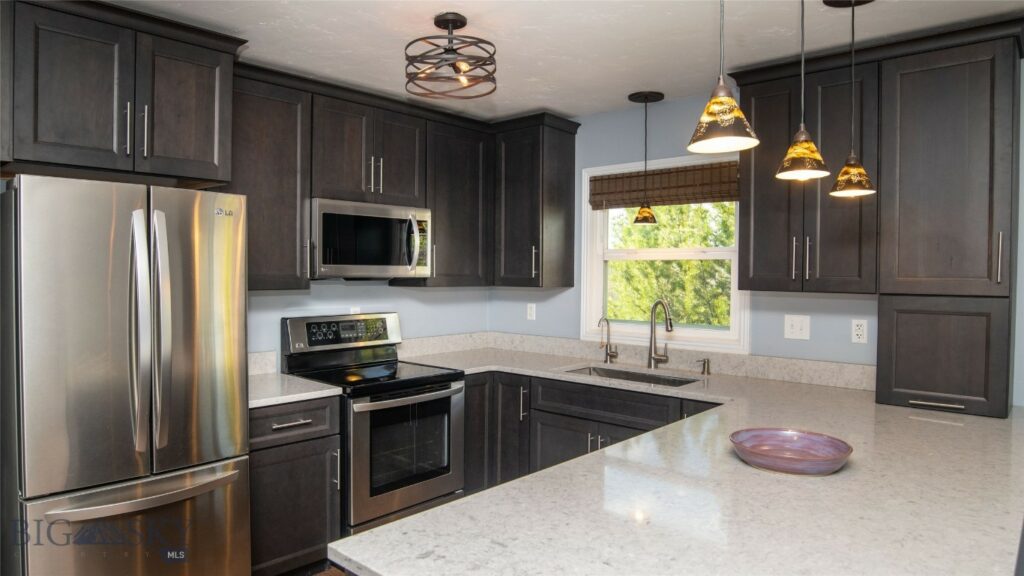 417 Henry Drive, Belgrade MT 59714