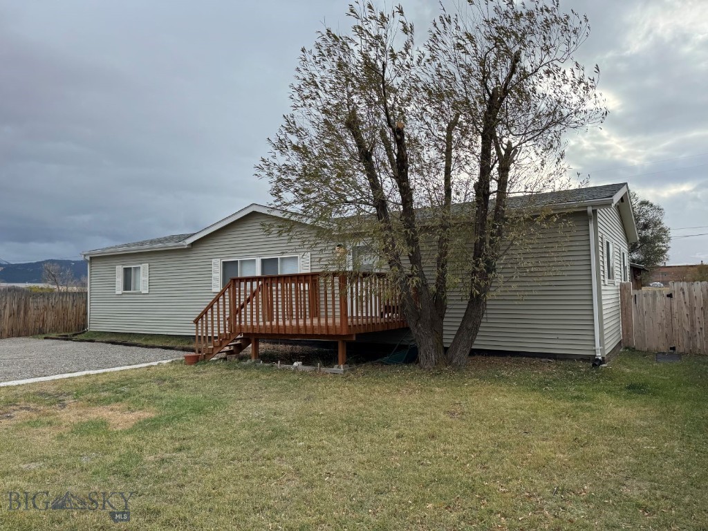 417 N L Street, Livingston MT 59047