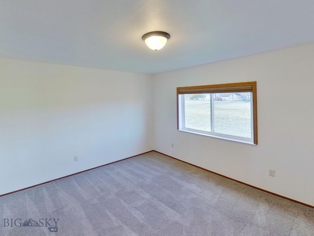 417 N L Street, Livingston MT 59047