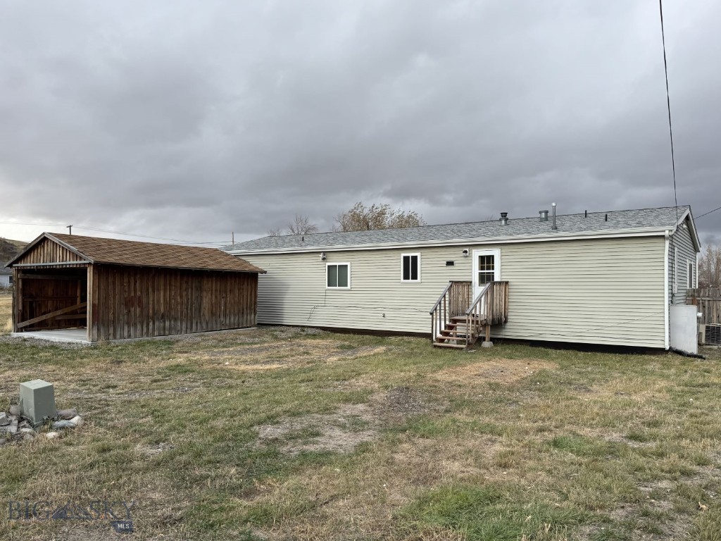 417 N L Street, Livingston MT 59047