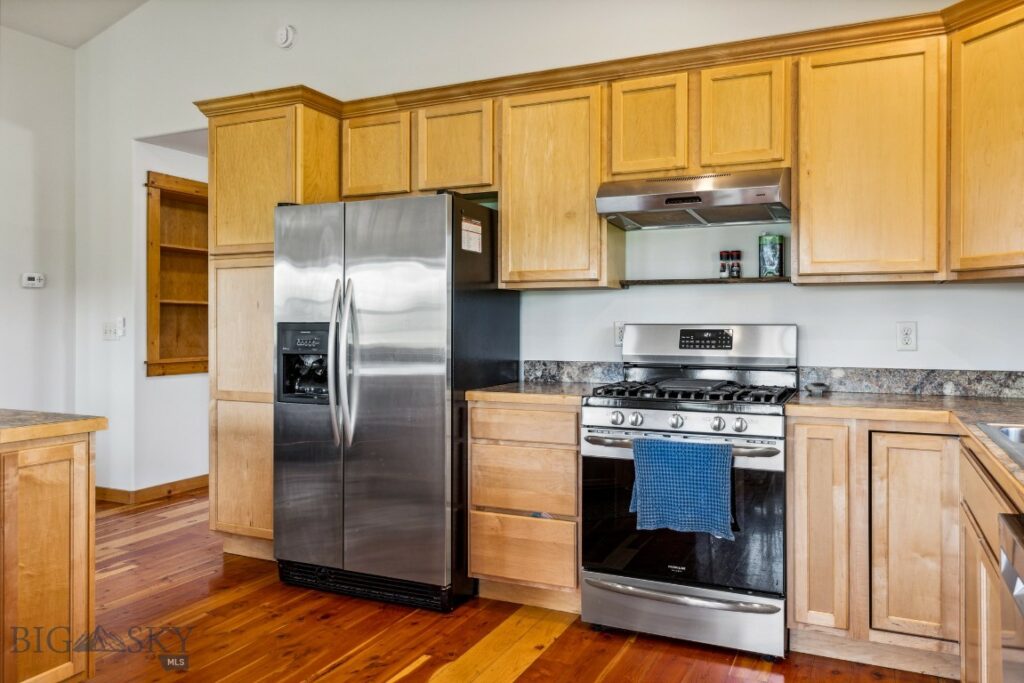418 May Lane, Belgrade MT 59714