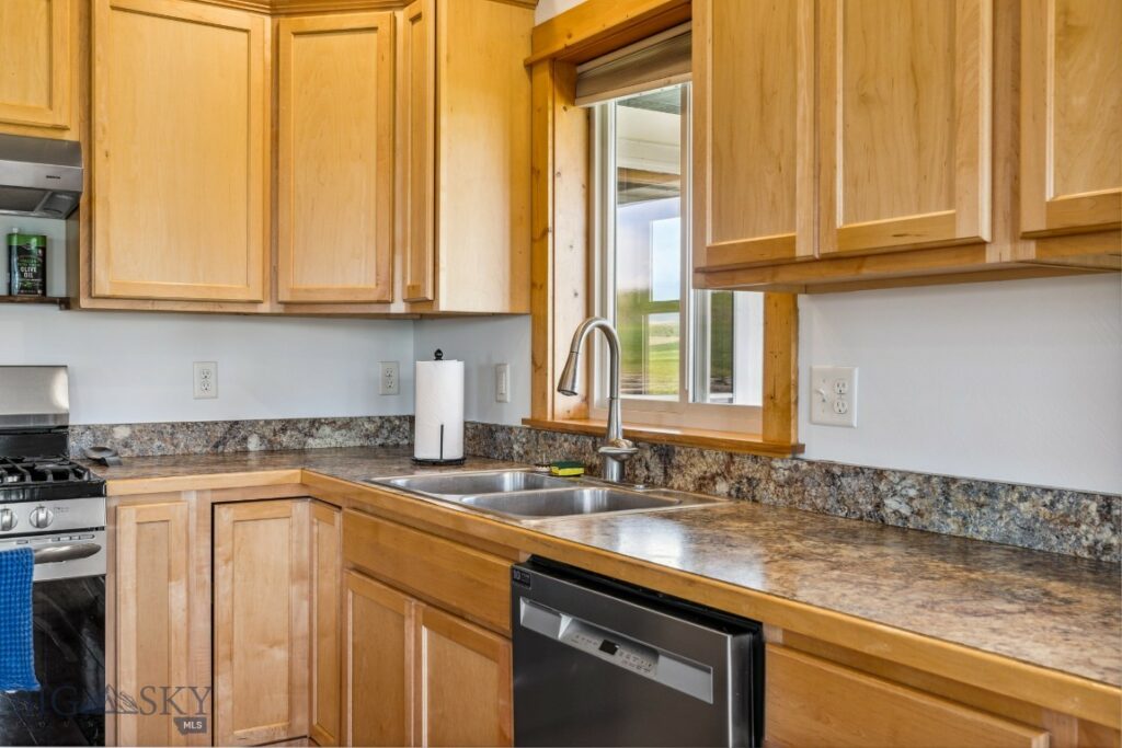 418 May Lane, Belgrade MT 59714