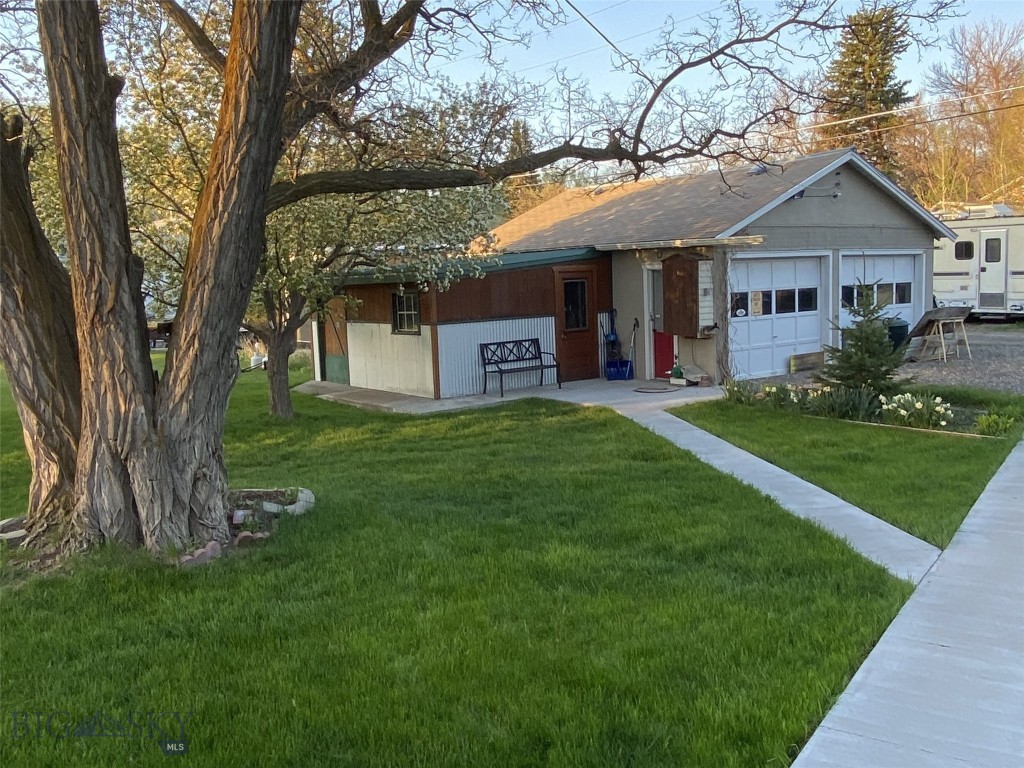 418 S I Street, Livingston MT 59047