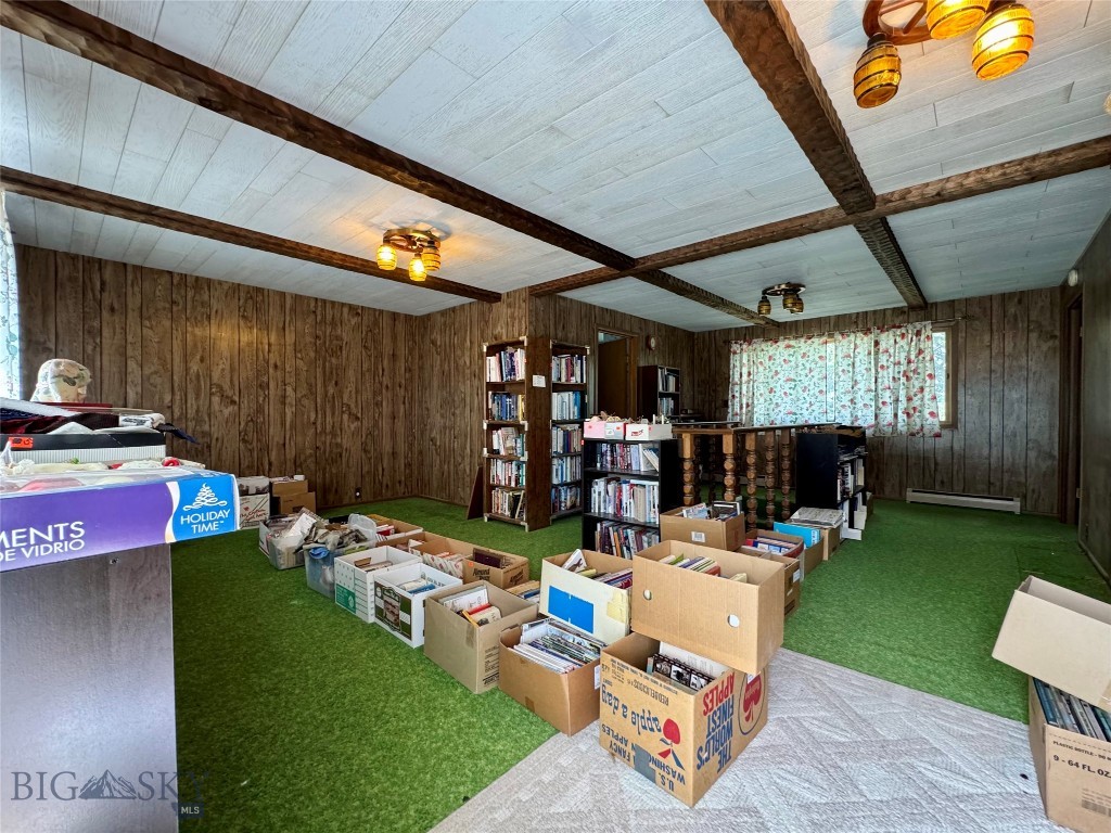 42 Strong Ln, Livingston MT 59047