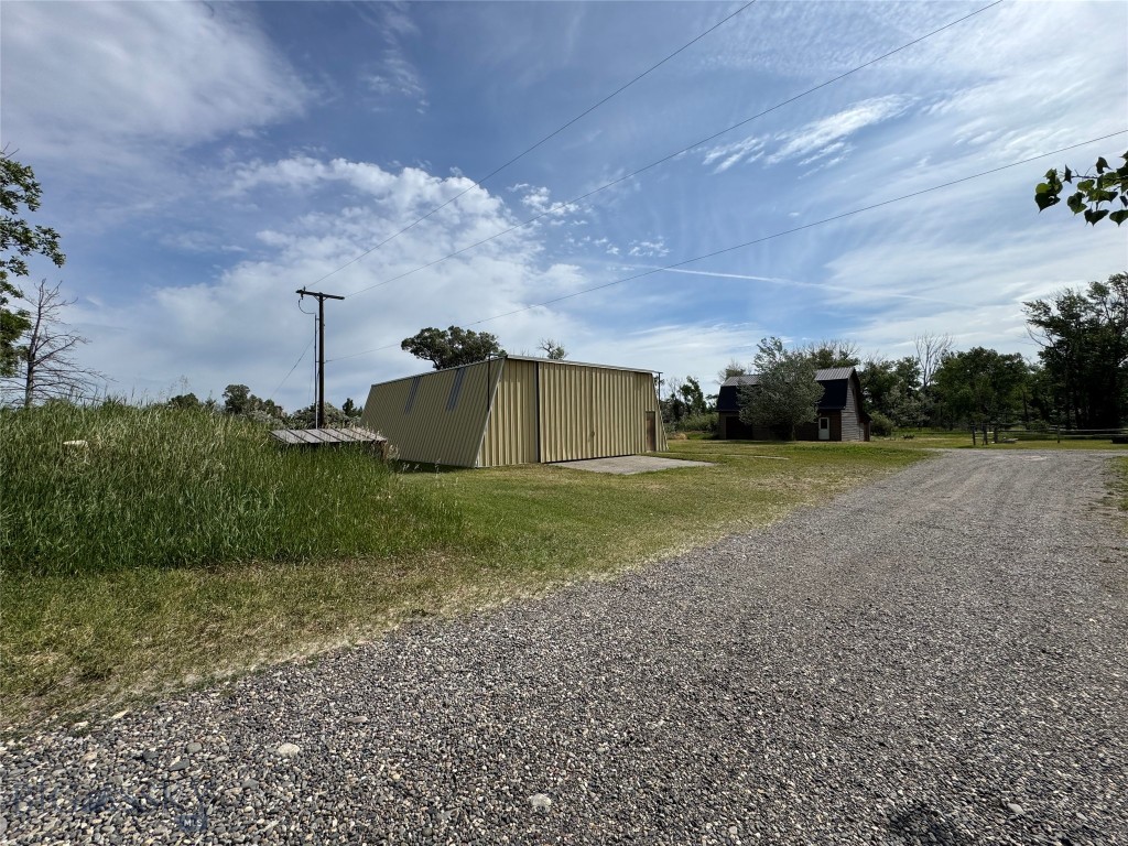 42 Strong Ln, Livingston MT 59047