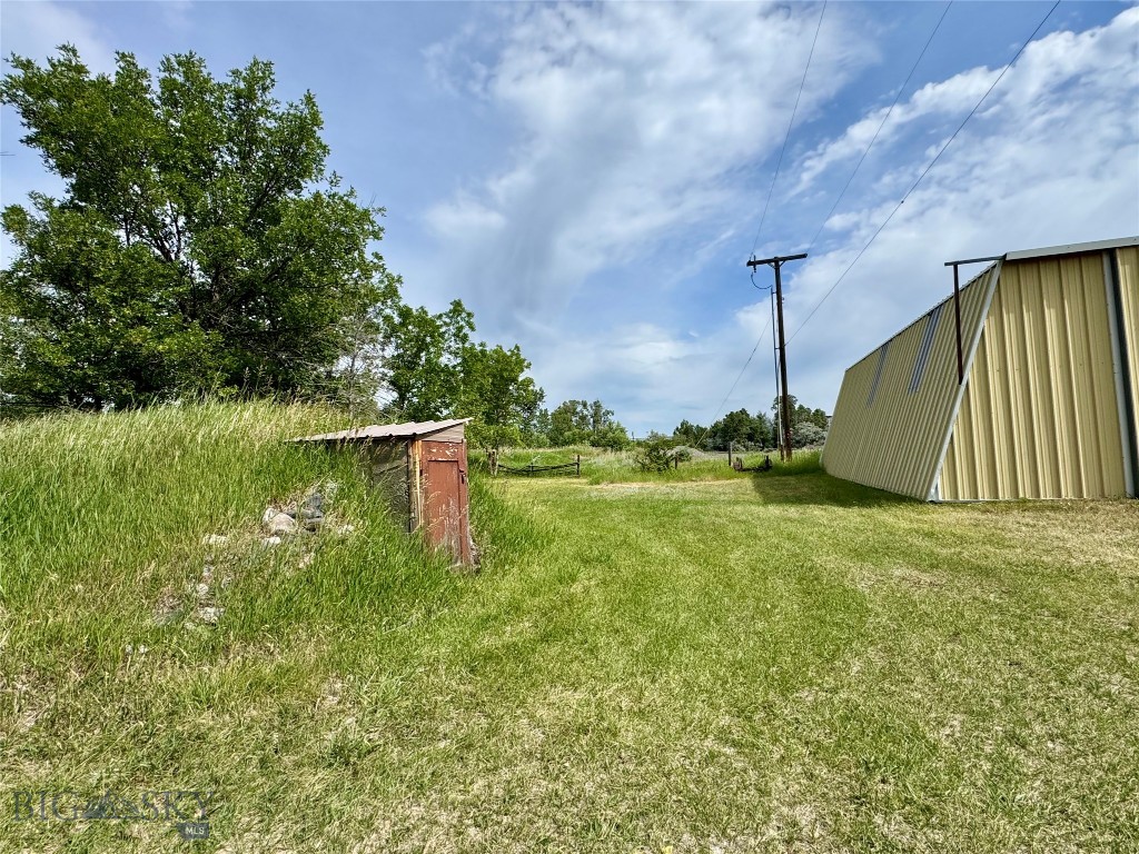 42 Strong Ln, Livingston MT 59047