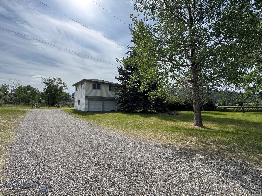 42 Strong Ln, Livingston MT 59047