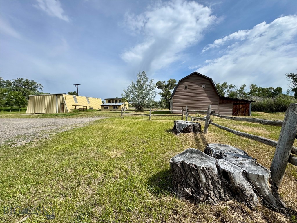 42 Strong Ln, Livingston MT 59047