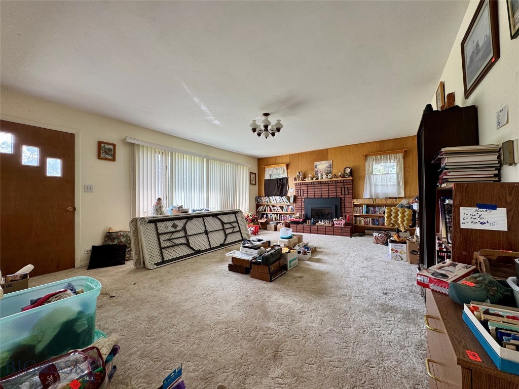 42 Strong Ln, Livingston MT 59047