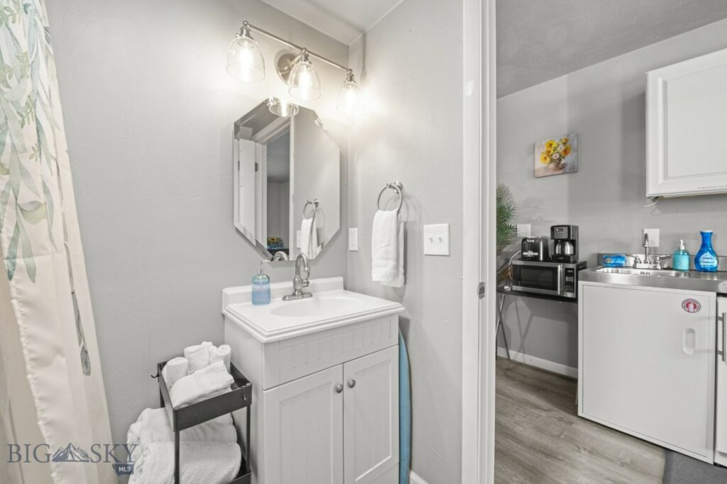 420 N 6th Avenue, Bozeman MT 59715