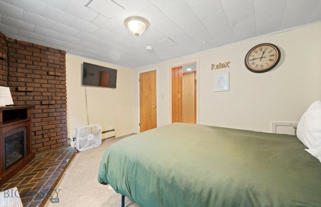 420 N 6th Avenue, Bozeman MT 59715