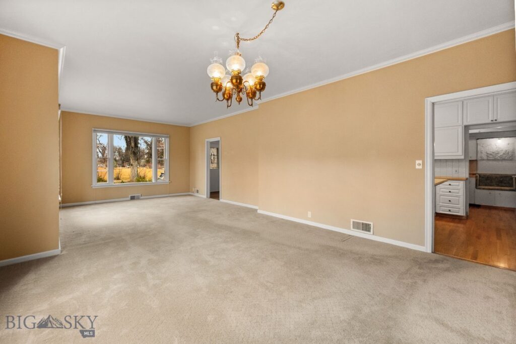 422 S 6th Avenue, Bozeman MT 59715