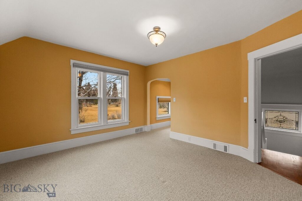 422 S 6th Avenue, Bozeman MT 59715