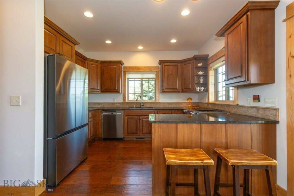 423 Parklands Trail, Bozeman MT 59718