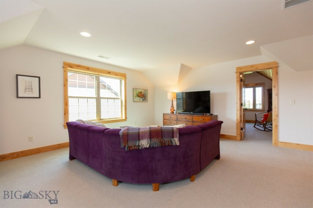 423 Parklands Trail, Bozeman MT 59718