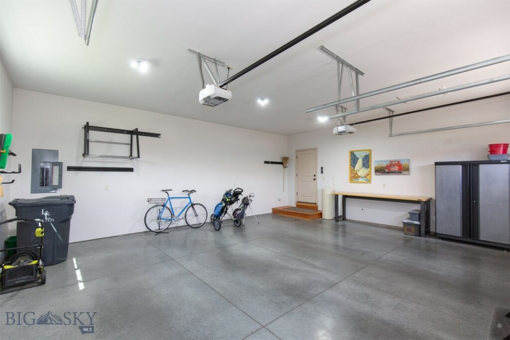423 Parklands Trail, Bozeman MT 59718