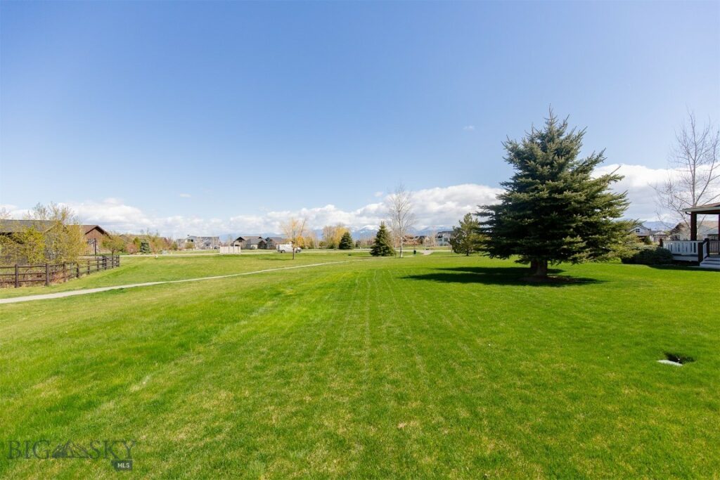 423 Parklands Trail, Bozeman MT 59718