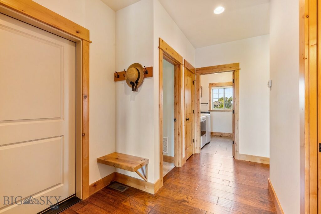423 Parklands Trail, Bozeman MT 59718