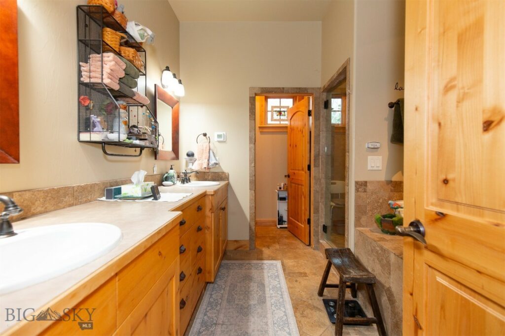 425 Peace Pipe Drive, Bozeman MT 59715