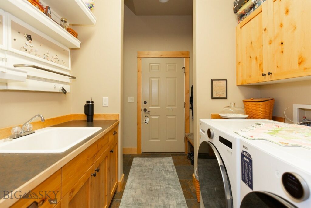 425 Peace Pipe Drive, Bozeman MT 59715