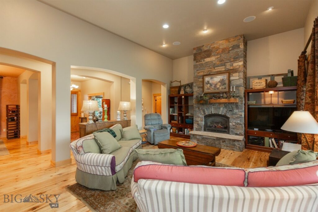 425 Peace Pipe Drive, Bozeman MT 59715