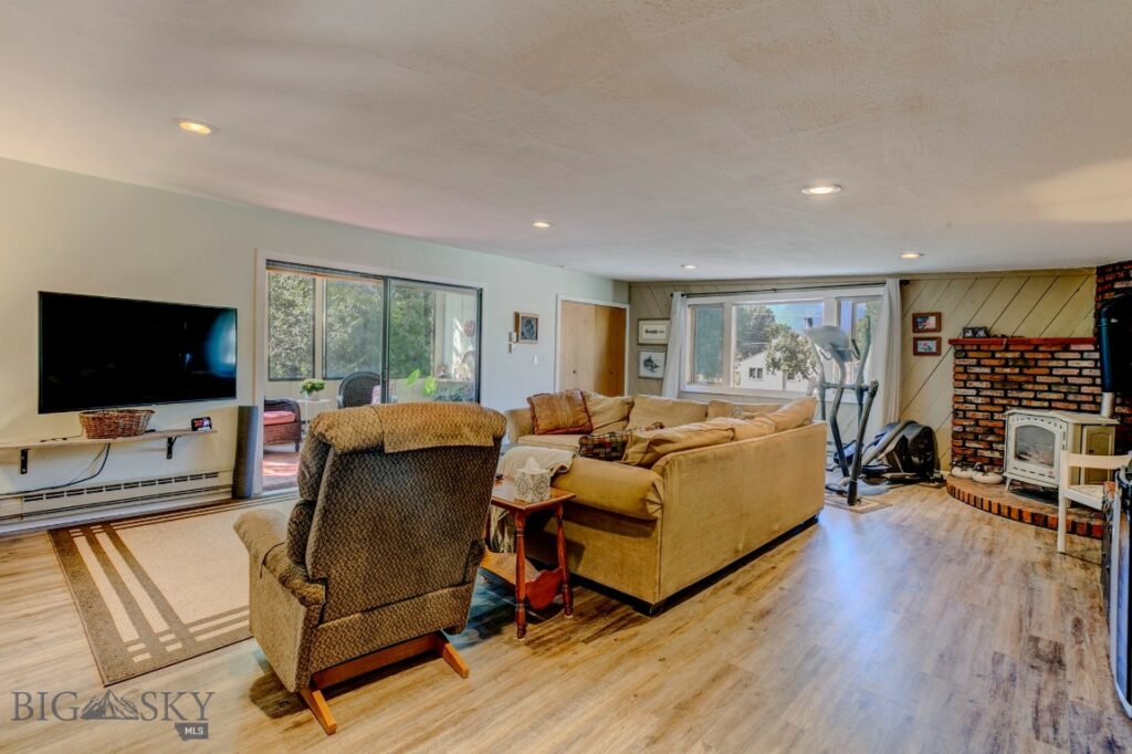 425 S 12th Street, Livingston MT 59047