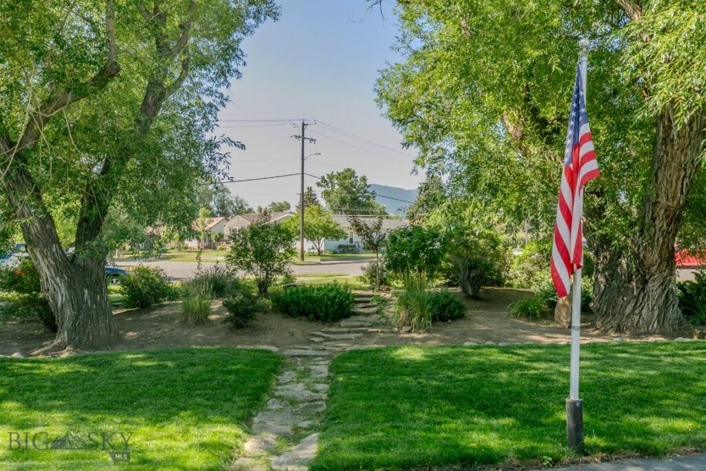 425 S 12th Street, Livingston MT 59047