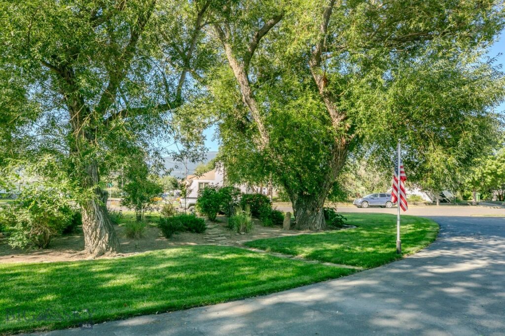 425 S 12th Street, Livingston MT 59047