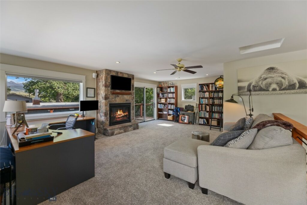 425 S Yellowstone Street, Livingston MT 59047