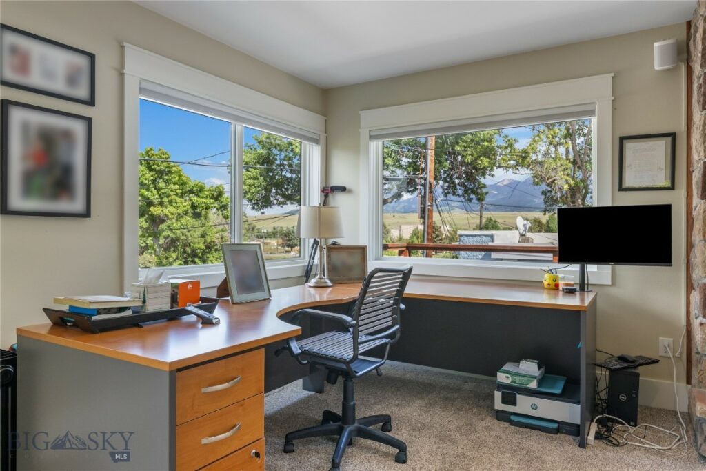 425 S Yellowstone Street, Livingston MT 59047