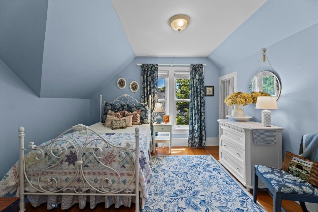 425 N B Street, Livingston MT 59047