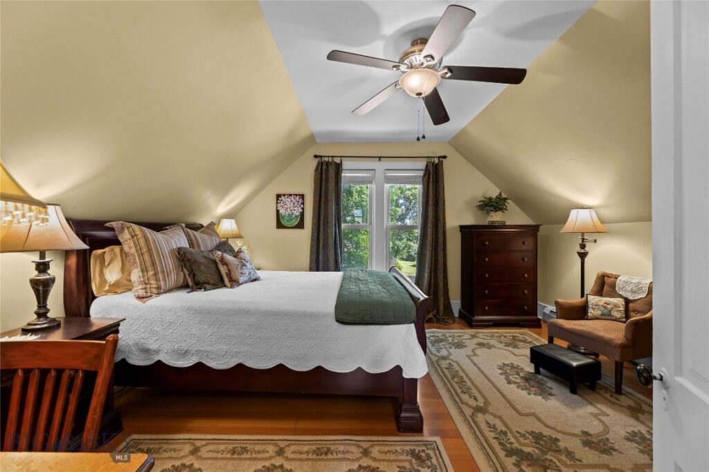425 N B Street, Livingston MT 59047