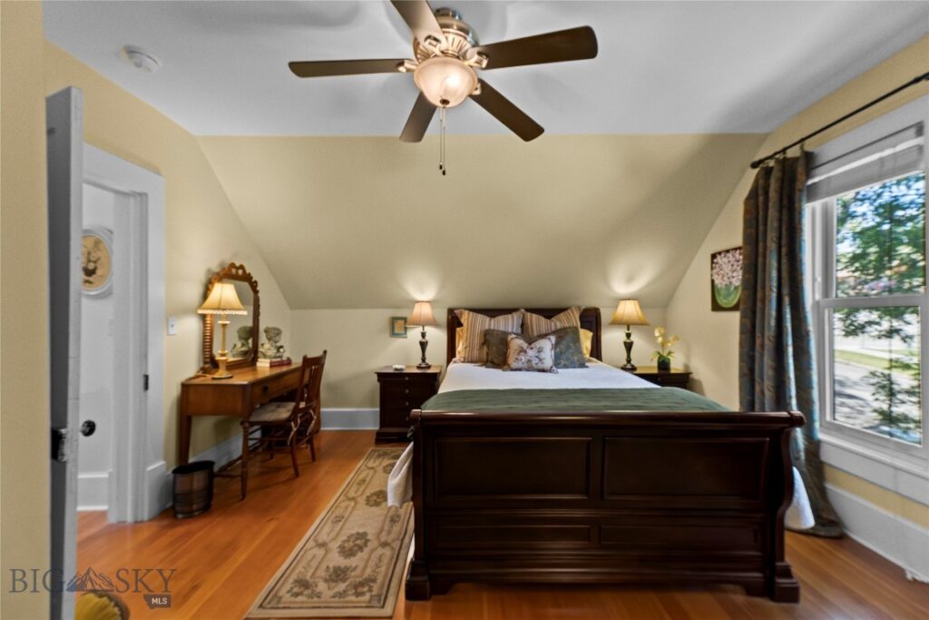 425 N B Street, Livingston MT 59047