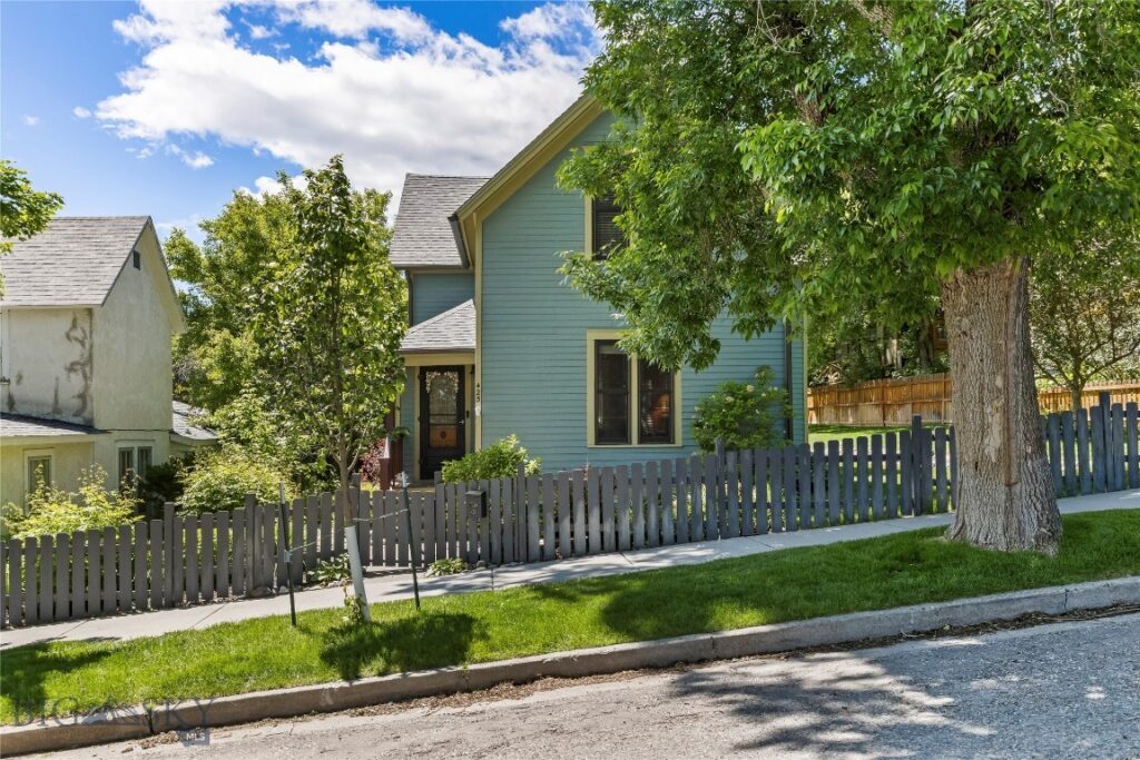 425 N B Street, Livingston MT 59047