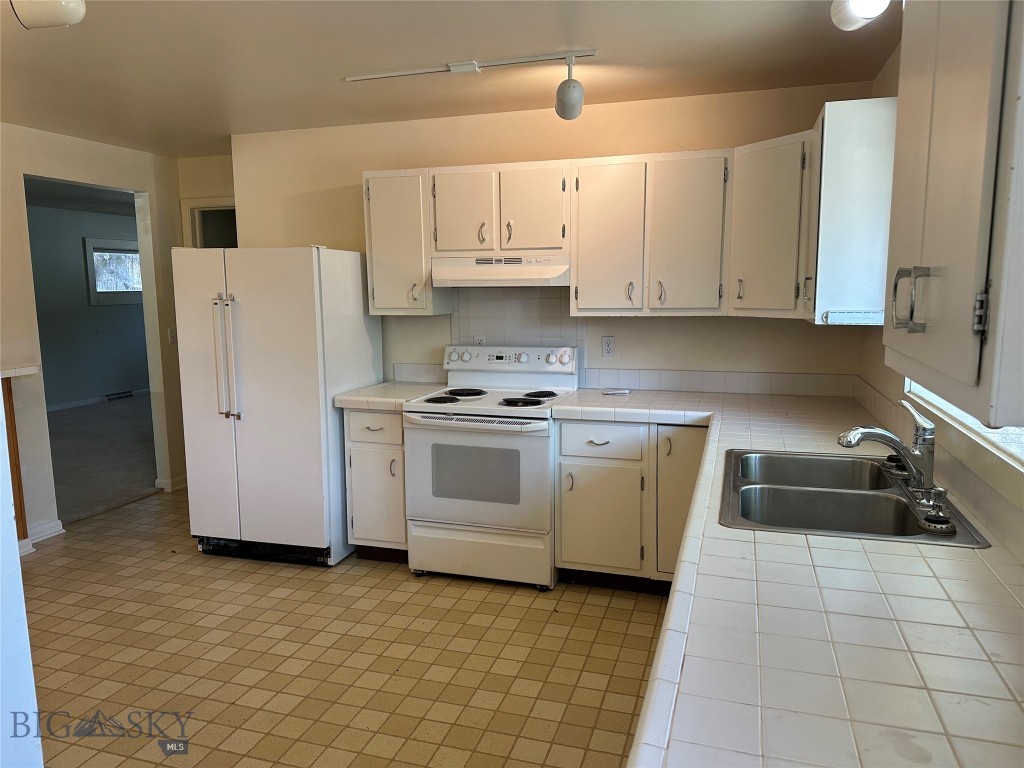 426 N 10th Avenue, Bozeman MT 59715