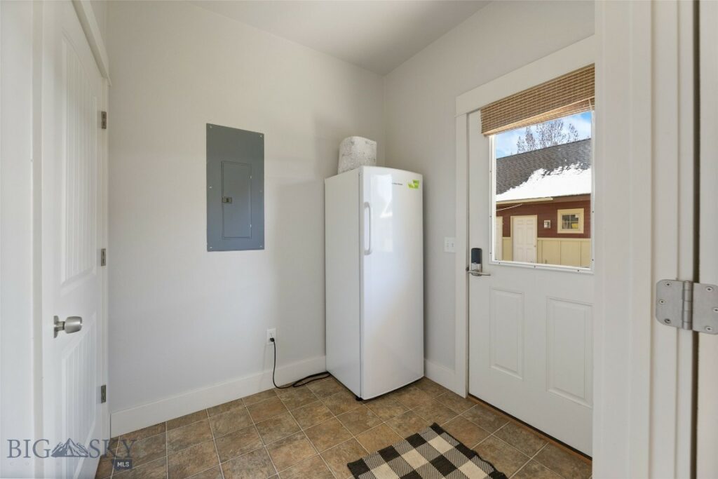 4276 Monroe Street, Bozeman MT 59718