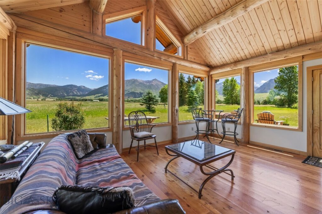 43 Cutthroat Lane, Livingston MT 59047