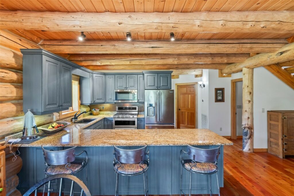 43 Cutthroat Lane, Livingston MT 59047