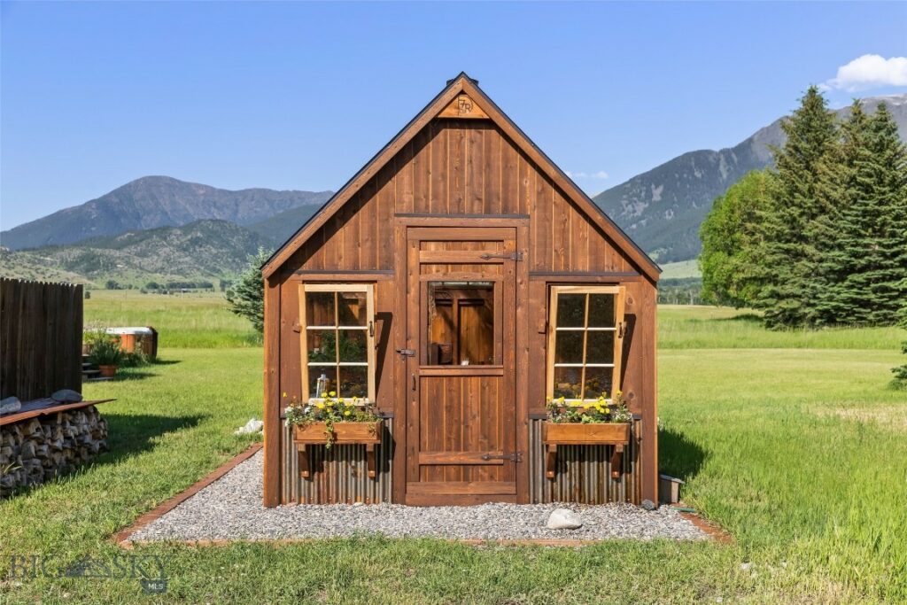 43 Cutthroat Lane, Livingston MT 59047
