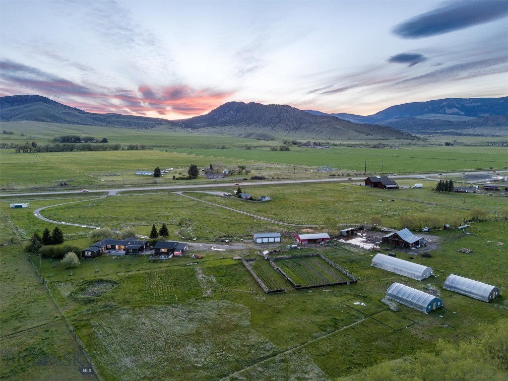 4314 US Highway 89 S, Livingston MT 59047