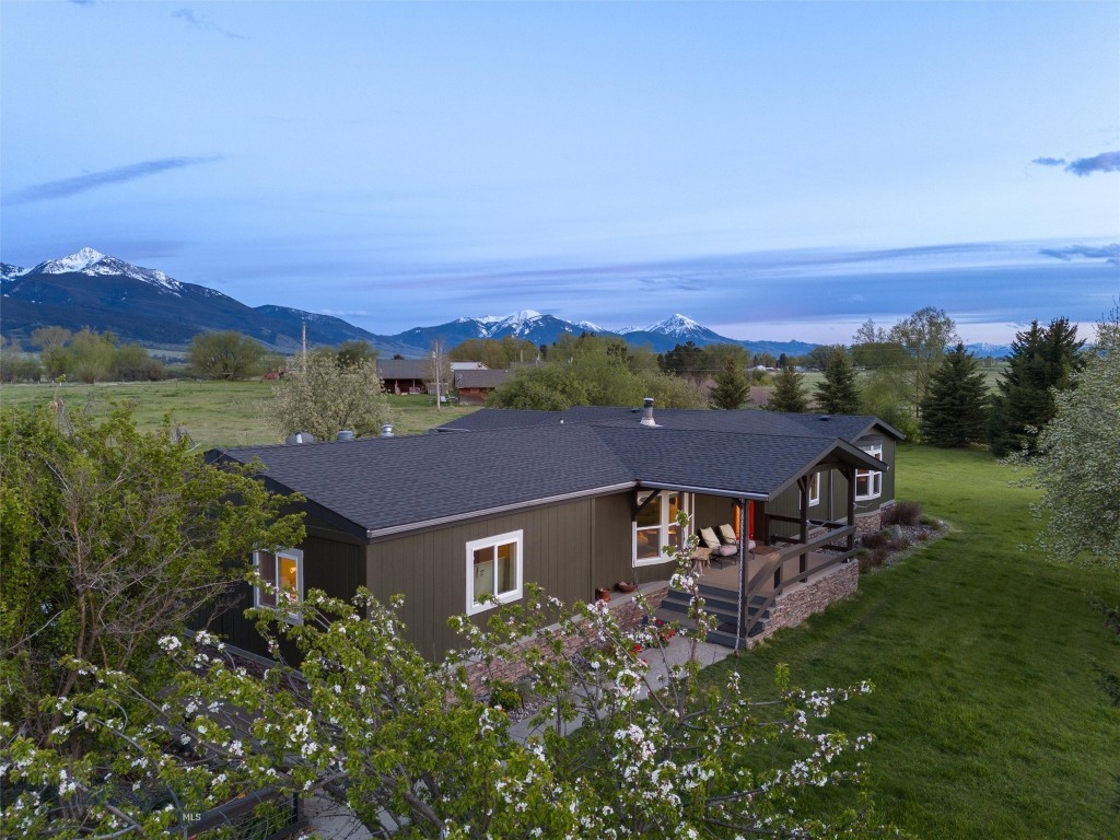 4314 US Highway 89 S, Livingston MT 59047