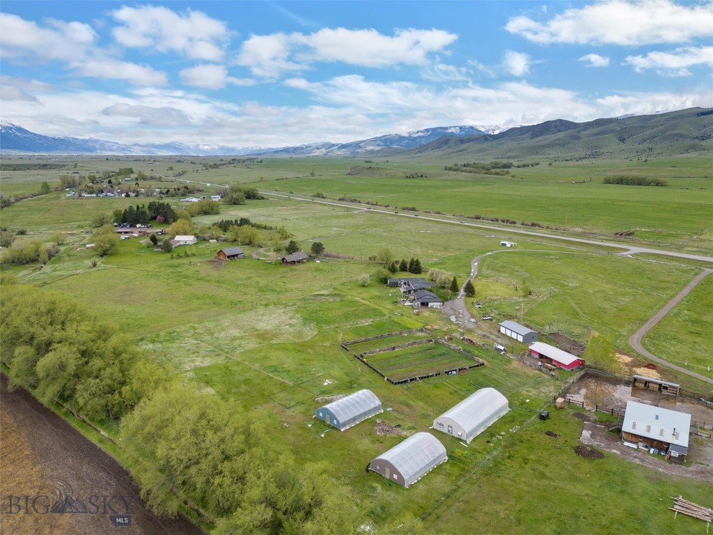 4314 US Highway 89 S, Livingston MT 59047