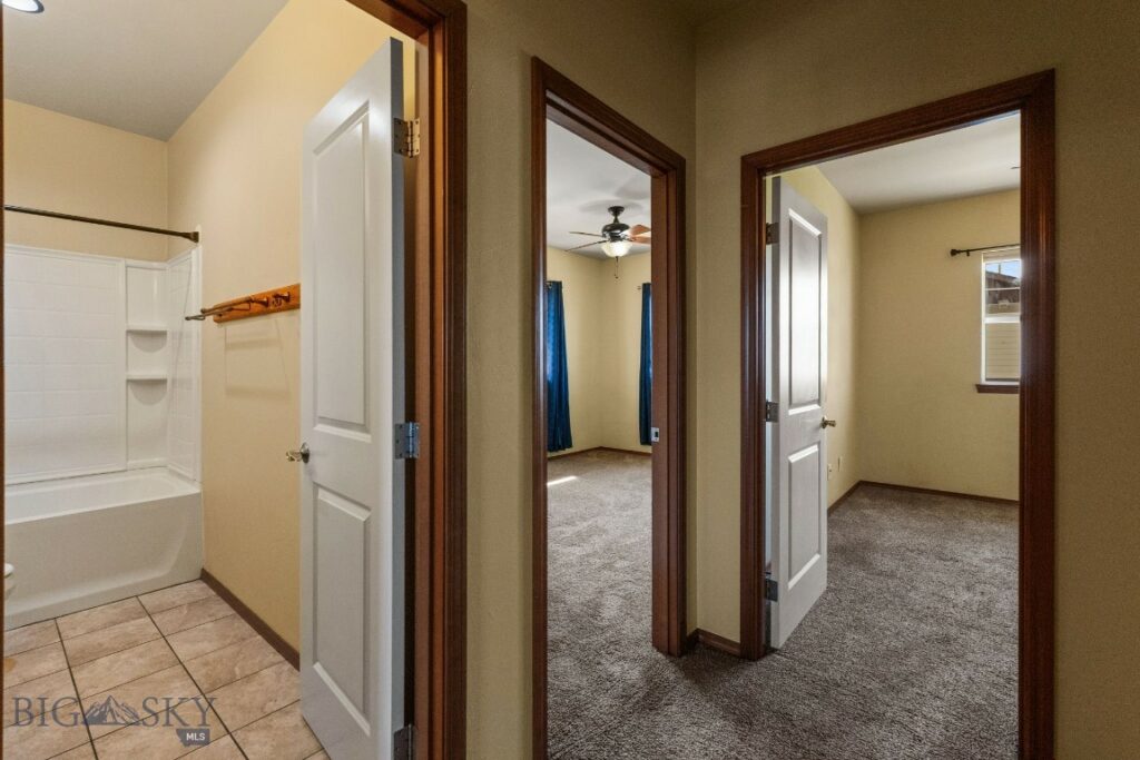 4320 Glenwood, Bozeman MT 59718